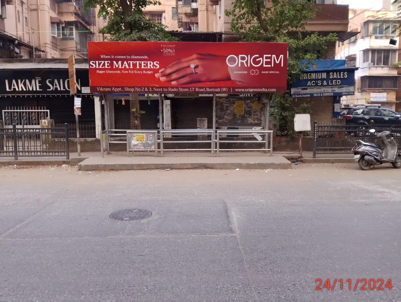 Five9 Media bus shelter advertising campaign in Mumbai